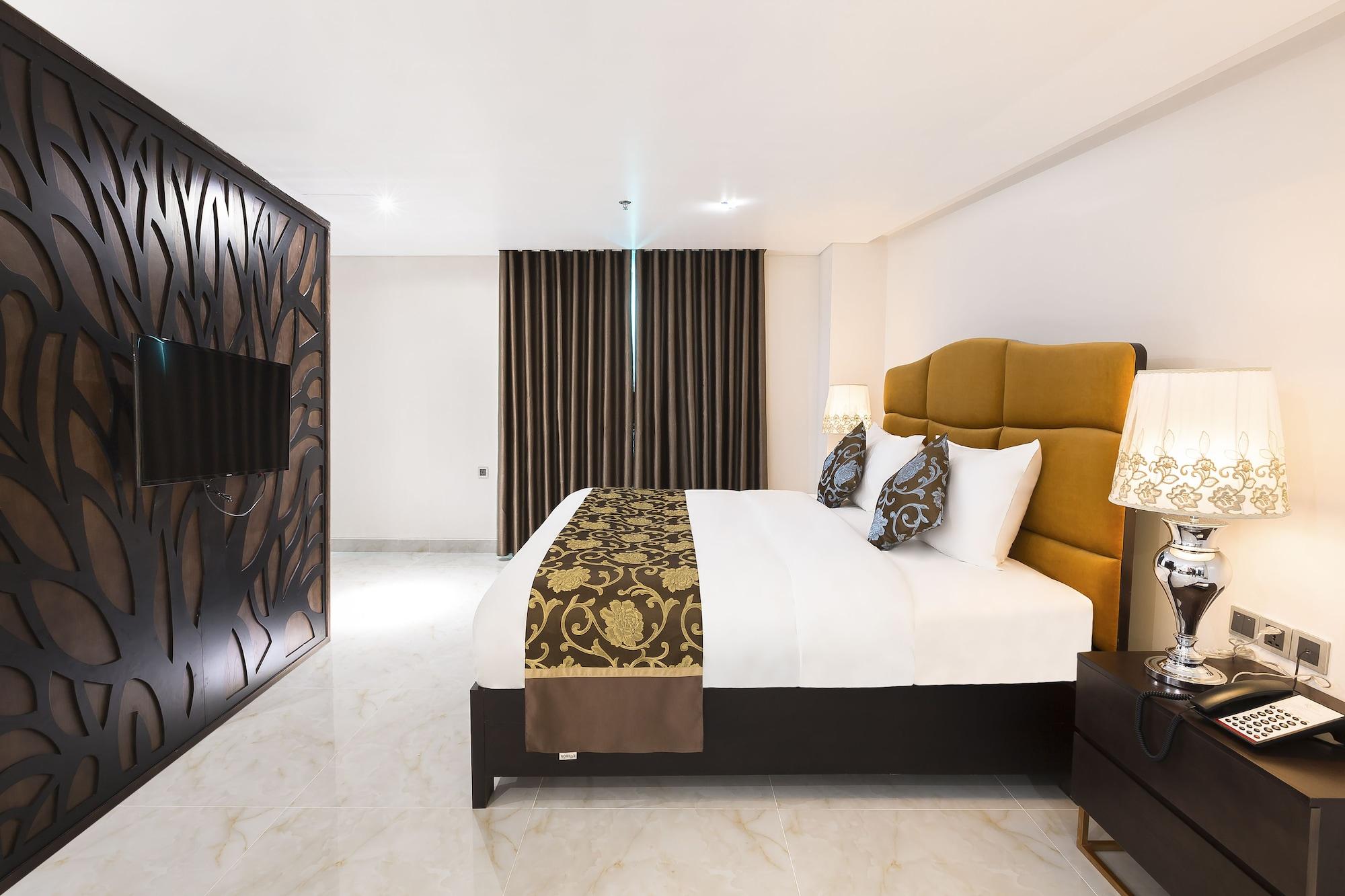 Royal Quang Binh Hotel Донг Хой Екстериор снимка