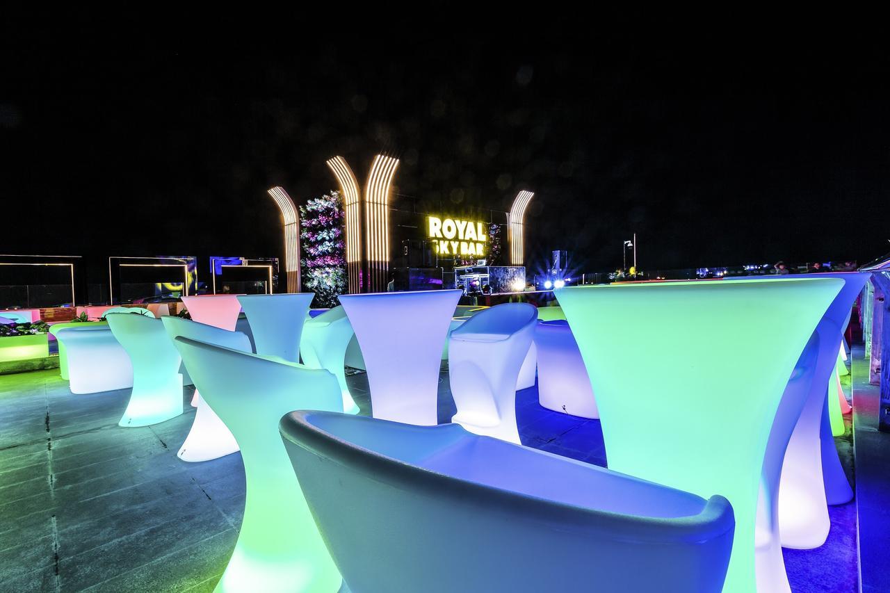 Royal Quang Binh Hotel Донг Хой Екстериор снимка