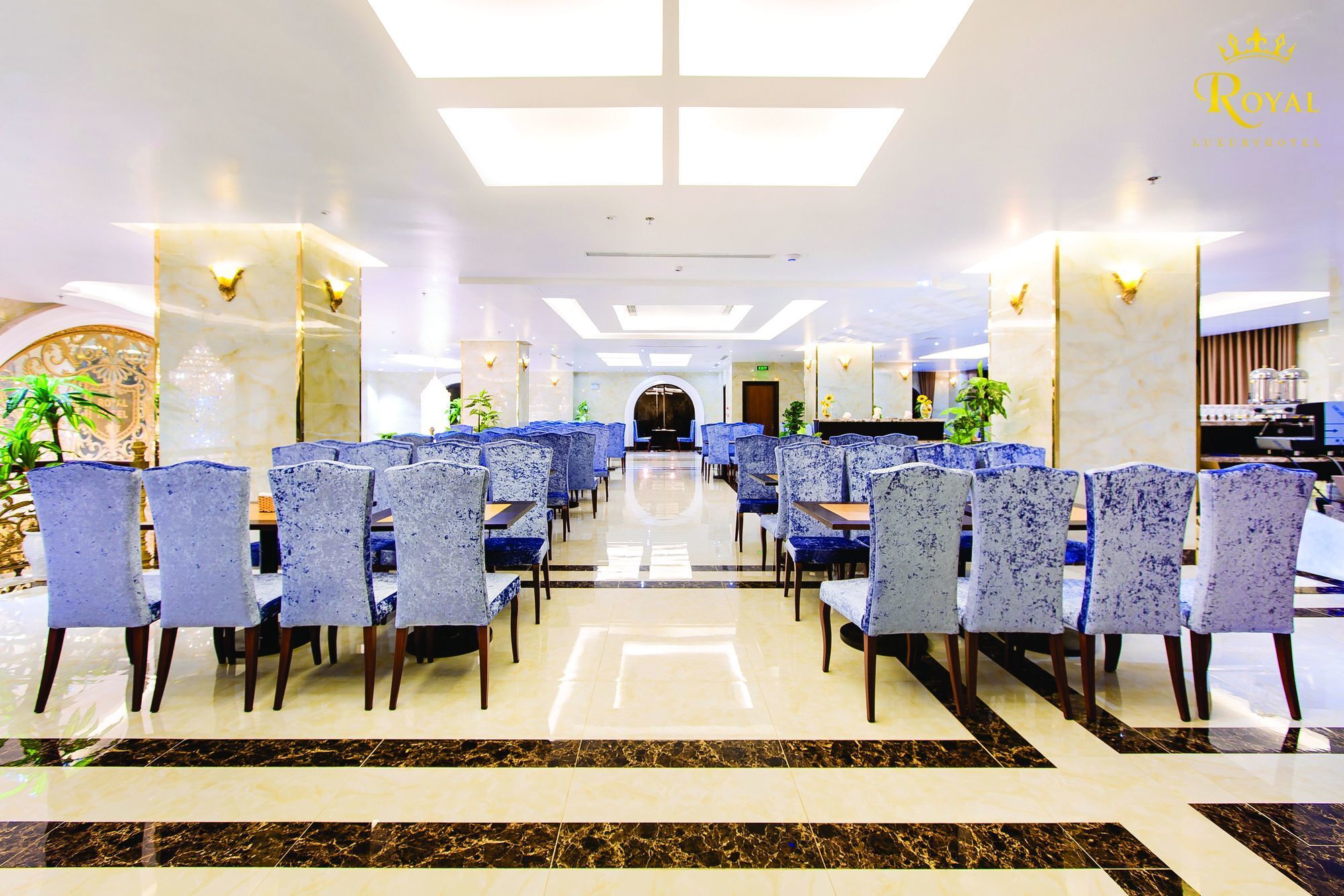 Royal Quang Binh Hotel Донг Хой Екстериор снимка